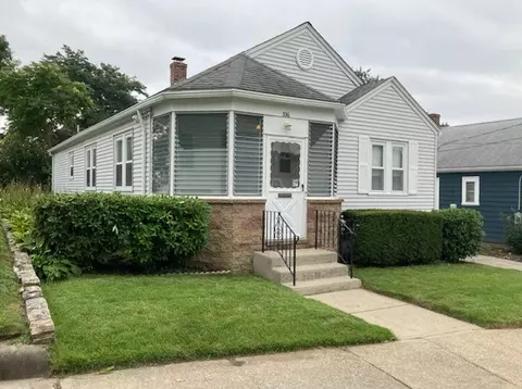 116 Bradley St, Providence, RI 02908