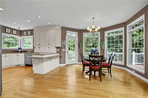 Kitchen - 26 Moonlight Dr, Westerly, RI 02891 photo 5 of 5