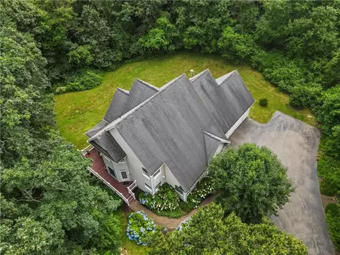 View/Area - 26 Moonlight Dr, Westerly, RI 02891 photo 2 of 2