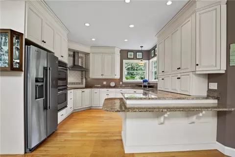 Kitchen - 26 Moonlight Dr, Westerly, RI 02891 photo 1 of 5