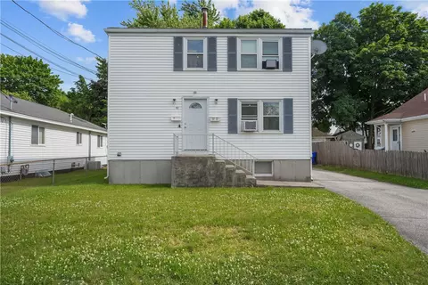 41 Dawson St, Pawtucket, RI 02861