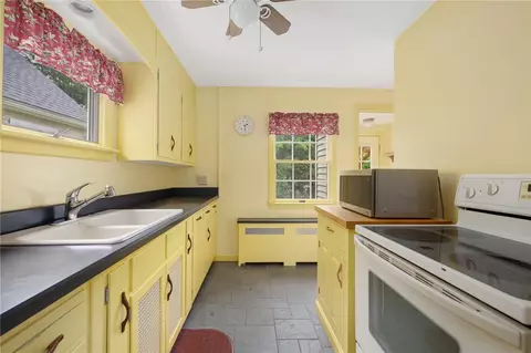 73 Maple Leaf Rd, Burrillville, RI 02826 photo 17