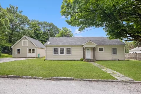 73 Maple Leaf Rd, Burrillville, RI 02826 photo 2