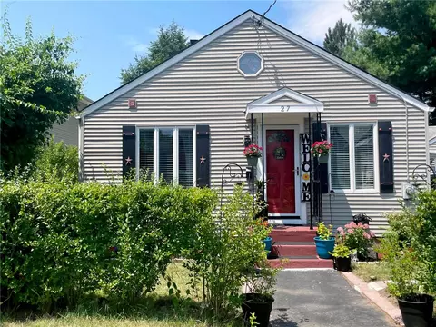 Exterior - 27 Napoleon St, Woonsocket, RI 02895 photo 2 of 17