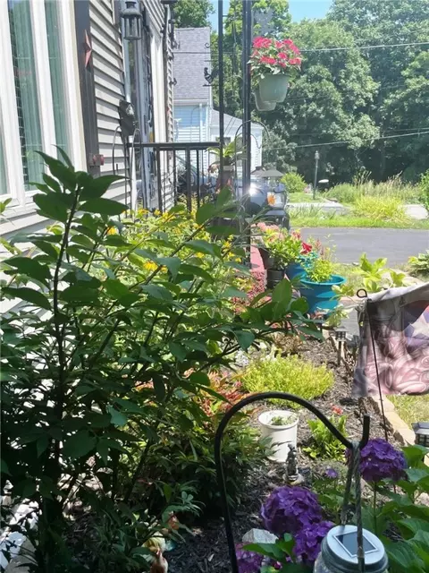 Exterior - 27 Napoleon St, Woonsocket, RI 02895 photo 3 of 17