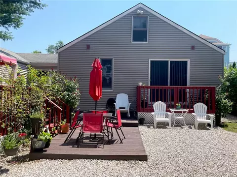 Exterior - 27 Napoleon St, Woonsocket, RI 02895 photo 6 of 17