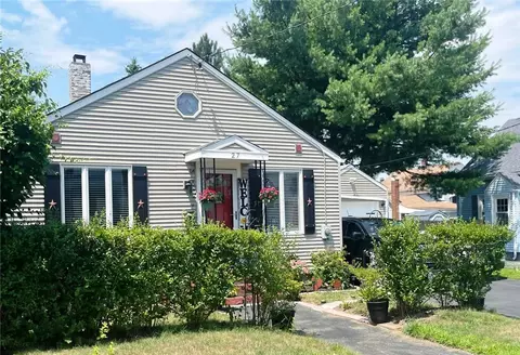 Exterior - 27 Napoleon St, Woonsocket, RI 02895 photo 17 of 17