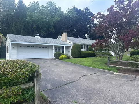 130 Church St, Lincoln, RI 02865