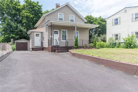 260 High St, Cumberland, RI 02864