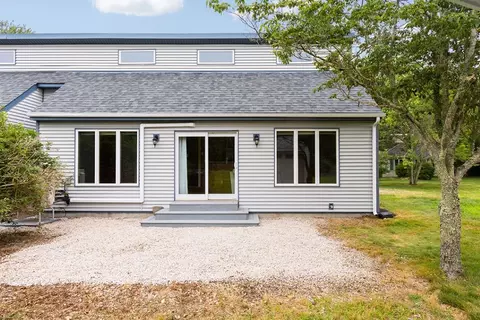 5 Indian Trl #4, Saunderstown, RI 02874