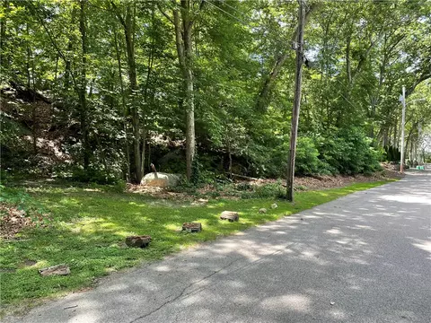 0 Hilltop Dr, Johnston, RI 02919