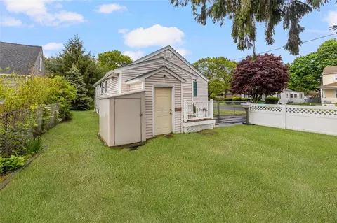 Exterior - 131 Morse Ave, Warwick, RI 02886 photo 5 of 5