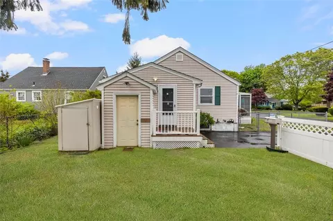 Exterior - 131 Morse Ave, Warwick, RI 02886 photo 4 of 5