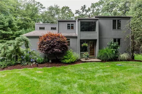 33 Keach Dam Rd, Glocester, RI 02814