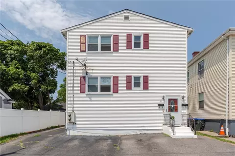 47 Maynard St, Providence, RI 02909