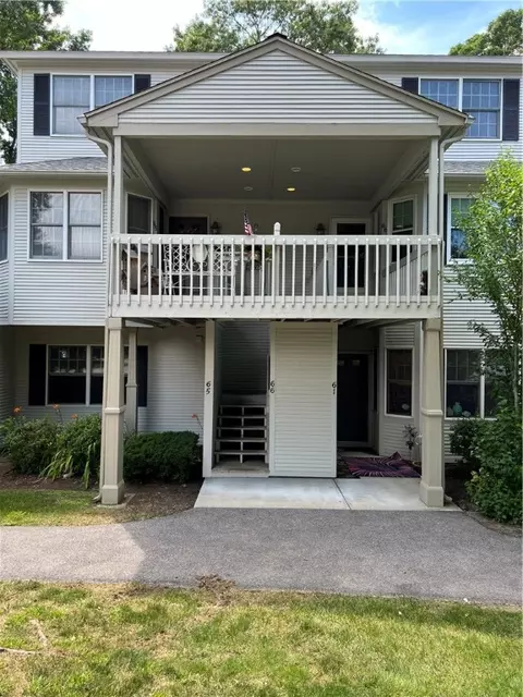 66 Trellis Dr #66, West Warwick, RI 02893