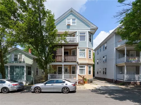 45 Farragut Ave, Providence, RI 02905