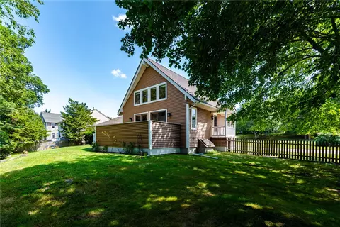 66 Sloop St, Jamestown, RI 02835 photo 6