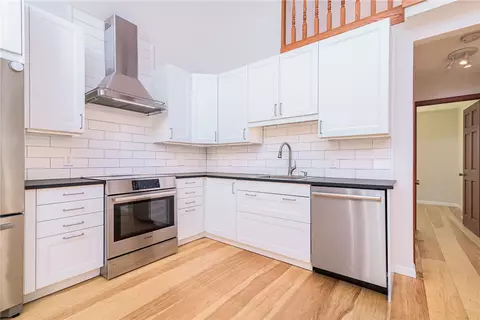 66 Sloop St, Jamestown, RI 02835 photo 9