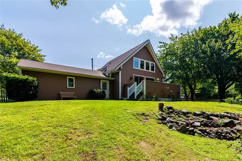 66 Sloop St, Jamestown, RI 02835 photo 3