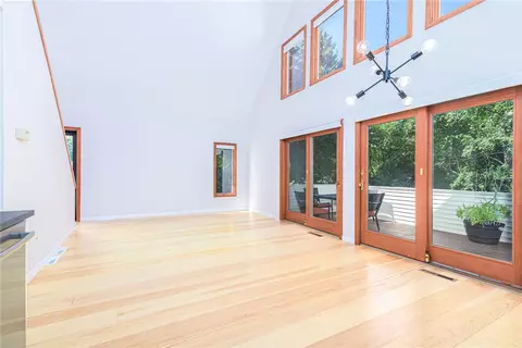 66 Sloop St, Jamestown, RI 02835 photo 11