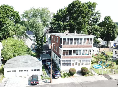 19 Redfern St, North Providence, RI 02911