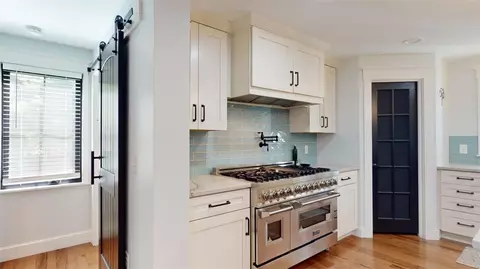 1060 10 Rod Rd, Exeter, RI 02822 photo 8
