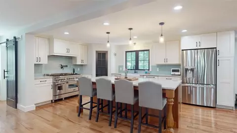 1060 10 Rod Rd, Exeter, RI 02822 photo 7