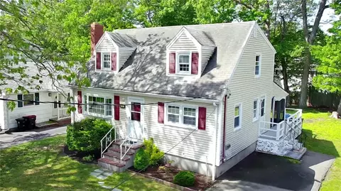 101 Carl Ave, Brockton, MA 02302