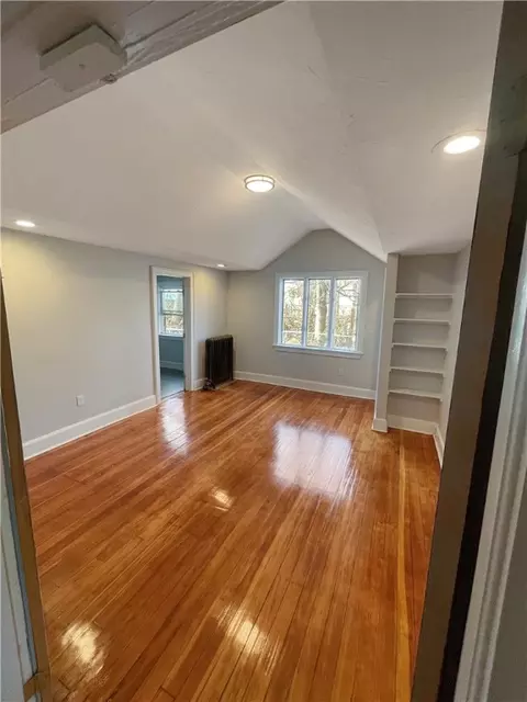 76 Hamlet Ave, Woonsocket, RI 02895 photo 16