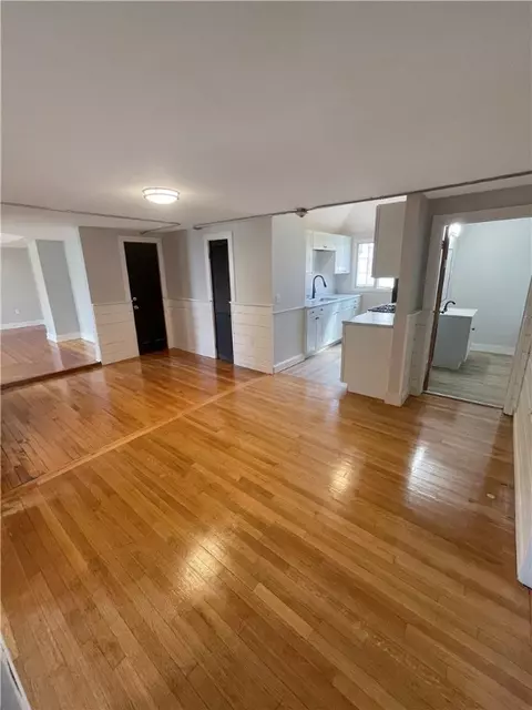 76 Hamlet Ave, Woonsocket, RI 02895 photo 18