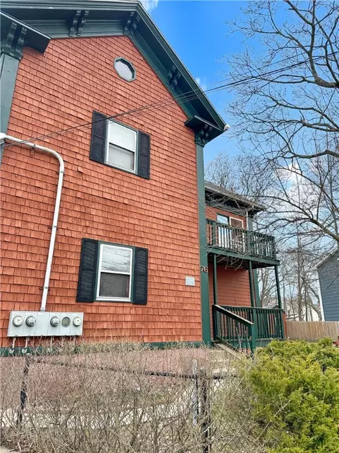 76 Hamlet Ave, Woonsocket, RI 02895 photo 35