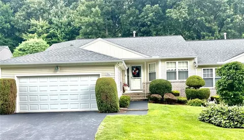 34 Hunters Run, North Providence, RI 02904