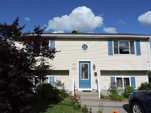 29 Clyde St, West Warwick, RI 02893
