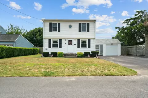 5 Martha Rd, East Providence, RI 02916