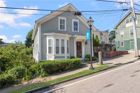13 King St, East Greenwich, RI 02818