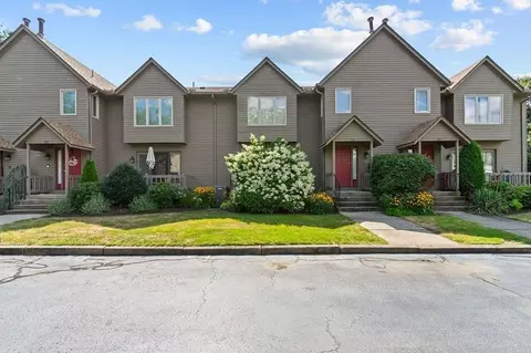 200 Mayfield Ave #E4, Cranston, RI 02920