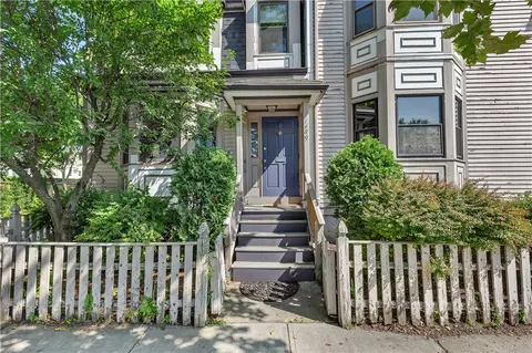 1489 Westminster St #6, Providence, RI 02909