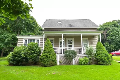 20 Warren Ave, Cranston, RI 02920