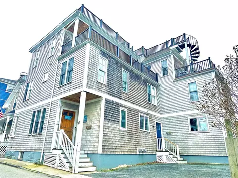 4 Goodwin St #1, Newport, RI 02840