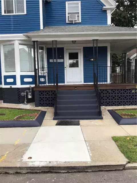 203 Indiana Ave, Providence, RI 02905