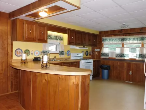 13 Lane E Ln, Coventry, RI 02816 photo 6