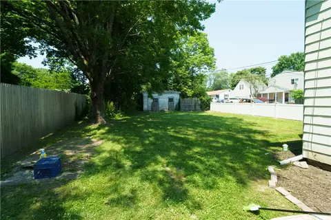 Exterior - 143 King St, Warwick, RI 02886 photo 4 of 5