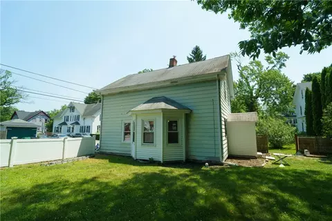 Exterior - 143 King St, Warwick, RI 02886 photo 5 of 5