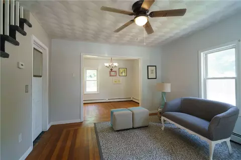 Living - 143 King St, Warwick, RI 02886 photo 3 of 3