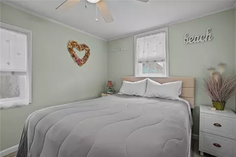 57 Oniska St, Warwick, RI 02888 photo 11