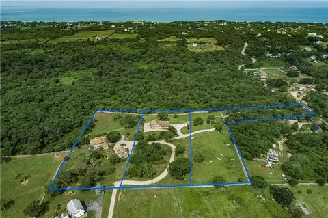 1501 Beacon Hill Rd, Block Island, RI 02807