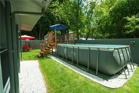 Exterior - 76 Vanderbilt Rd, Warwick, RI 02886 photo 7 of 9
