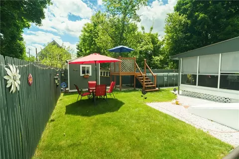 Exterior - 76 Vanderbilt Rd, Warwick, RI 02886 photo 9 of 9