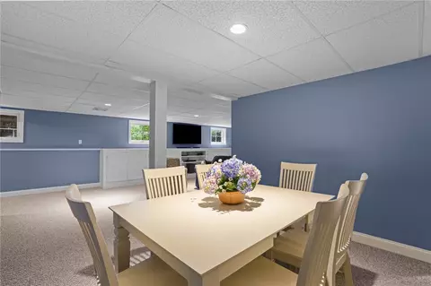 27 Windmill Dr, South Kingstown, RI 02879 photo 23